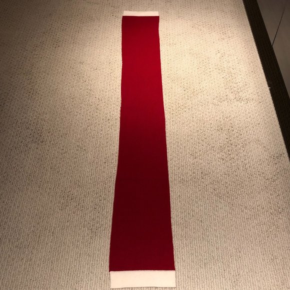 Chanel Authentic Oblong Cashmere Scarf - Picture 2 of 5